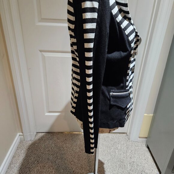 Striped Blazer/Jacket - Picture 5 of 8